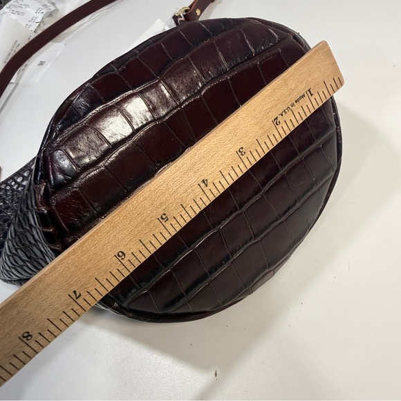 Clare V. Petite Jeanne in Bordeaux Autumn Croco Bucket Bag Embossed Leather - Picture 13 of 13